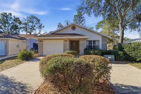 47 Chinaberry Cir, Homosassa, FL 34446