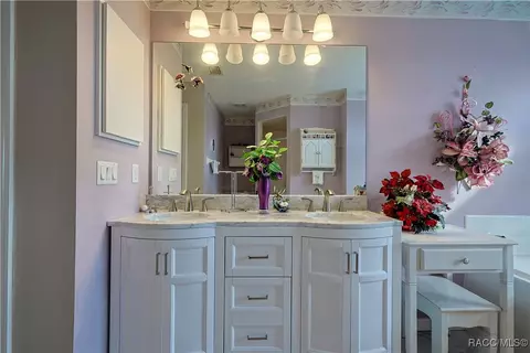 Bath - 3719 E Lake Todd Dr, Hernando, FL 34442 photo 1 of 5