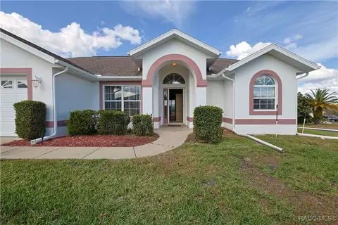 Exterior - 3719 E Lake Todd Dr, Hernando, FL 34442 photo 1 of 2