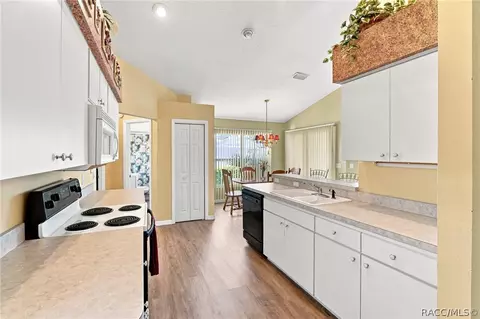 Kitchen - 3719 E Lake Todd Dr, Hernando, FL 34442 photo 3 of 3