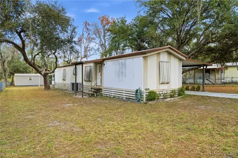 6395 W Flanders Ln, Crystal River, FL 34429
