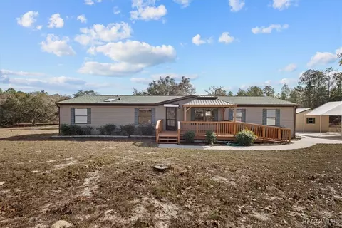 6401 N Oakfield Pt, Dunnellon, FL 34433
