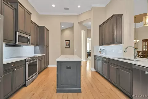 Kitchen - 1638 N Eagle Ridge Path, Hernando, FL 34442 photo 5 of 5