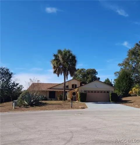 200 N Entry Oaks Pt, Lecanto, FL 34461