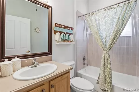 Bath - 1206 W Skyview Crossing Dr, Hernando, FL 34442 photo 3 of 3