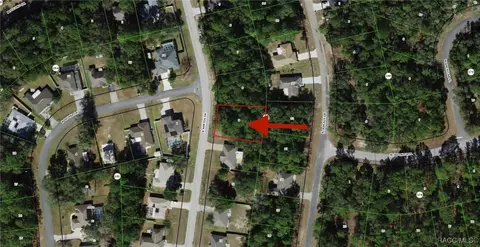 8399 N Santos Dr, Citrus Springs, FL 34434