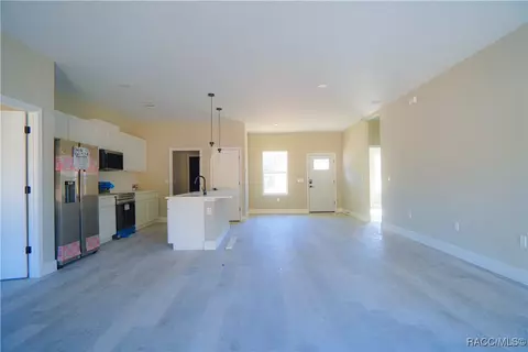 Living - 5805 SW 157th Loop, Ocala, FL 34473 photo 2 of 5