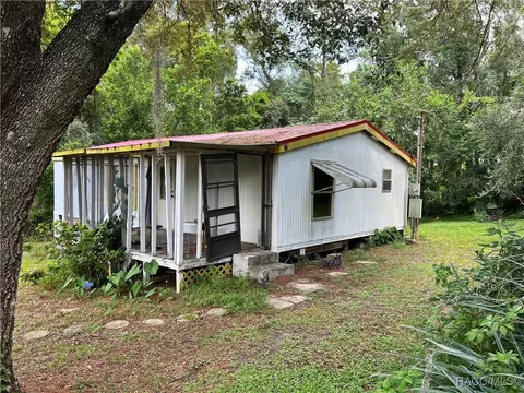 2477 E North St, Inverness, FL 34452