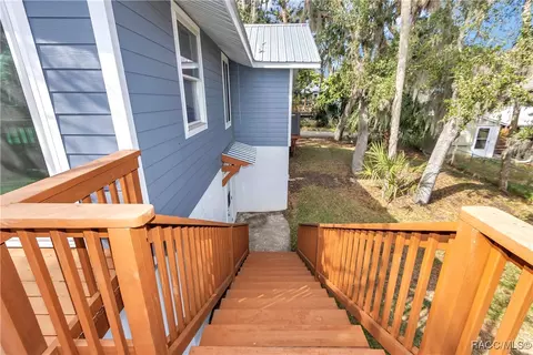 Exterior - 13920 W Evers Ct, Crystal River, FL 34429 photo 7 of 11