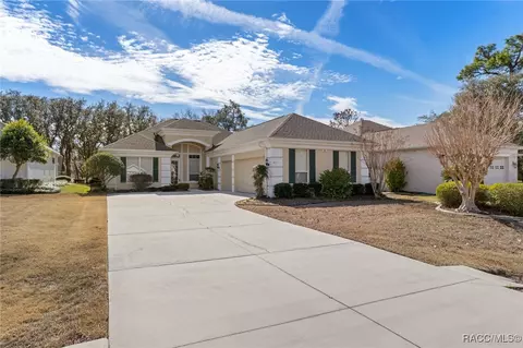 40 Deerwood Dr, Homosassa, FL 34446