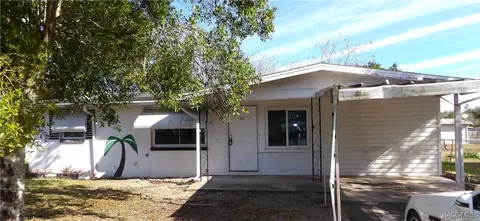 27 E Lemon St, Beverly Hills, FL 34465