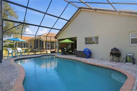 Exterior - 1357 W Skyview Crossing Dr, Hernando, FL 34442 photo 11 of 20