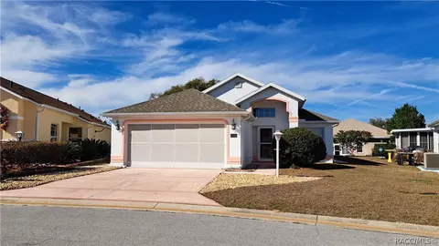 10444 S Clint Loop, Floral City, FL 34436