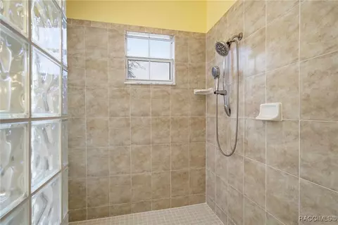 Bath - 1861 N Eagle Chase Dr, Hernando, FL 34442 photo 3 of 4