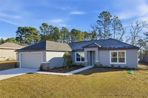 6625 N Darlington Dr, Dunnellon, FL 34434