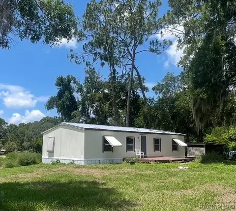 7990 Emerald Ln, Floral City, FL 34436