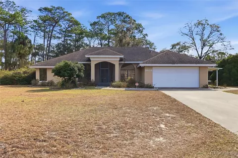 9436 W Edgar Earl Loop, Crystal River, FL 34428