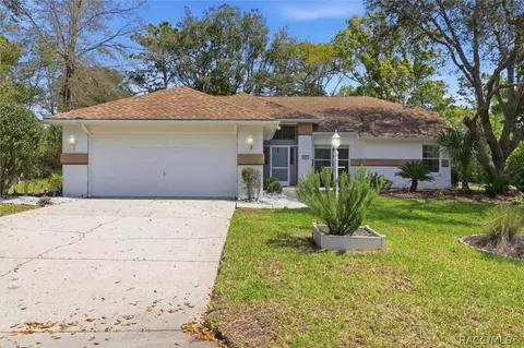 13 Bonnie Ct N, Homosassa, FL 34446