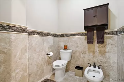Bath - 1999 N Buckmeadow Loop, Hernando, FL 34442 photo 6 of 9