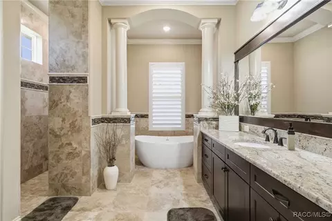 Bath - 1999 N Buckmeadow Loop, Hernando, FL 34442 photo 1 of 9