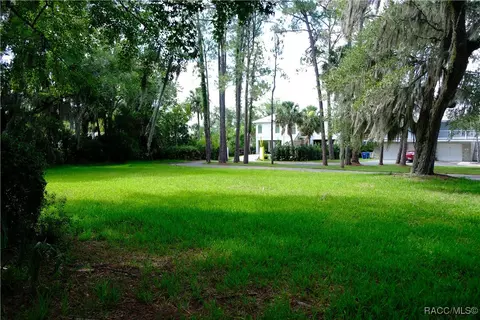 259 NW Bay Path Dr, Crystal River, FL 34428