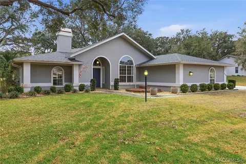 Exterior - 226 E Hartford St, Hernando, FL 34442 photo 2 of 10