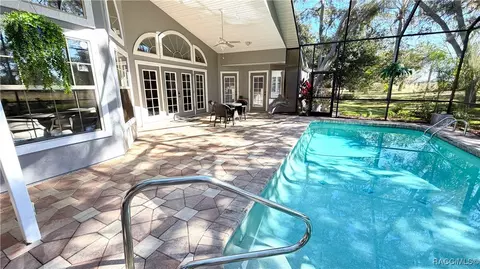 Exterior - 226 E Hartford St, Hernando, FL 34442 photo 7 of 10