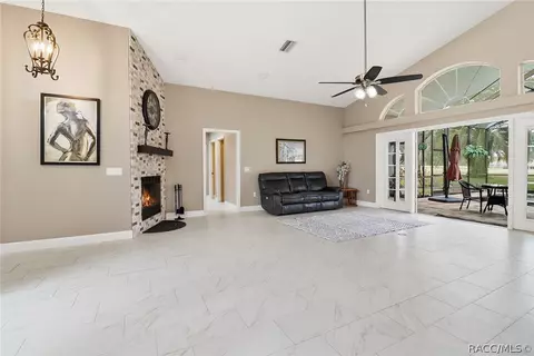Living - 226 E Hartford St, Hernando, FL 34442 photo 2 of 5