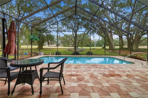 Exterior - 226 E Hartford St, Hernando, FL 34442 photo 4 of 10