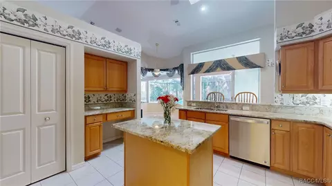 Kitchen - 4396 N Forest Lake Dr, Hernando, FL 34442 photo 6 of 6