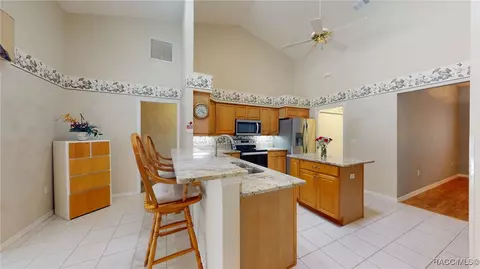 Kitchen - 4396 N Forest Lake Dr, Hernando, FL 34442 photo 4 of 6