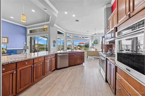 Kitchen - 161 W Redsox Path, Hernando, FL 34442 photo 3 of 4