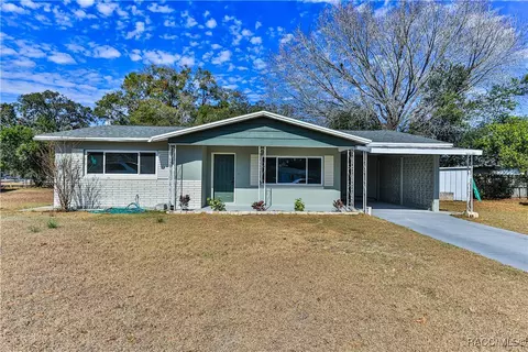 9 James Ct, Beverly Hills, FL 34465
