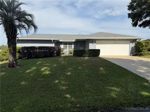 2065 W Deer Trail Ln, Lecanto, FL 34461