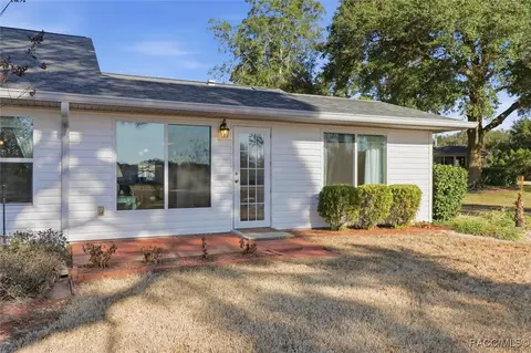 Exterior - 802 E Hillsborough Ct, Hernando, FL 34442 photo 6 of 7