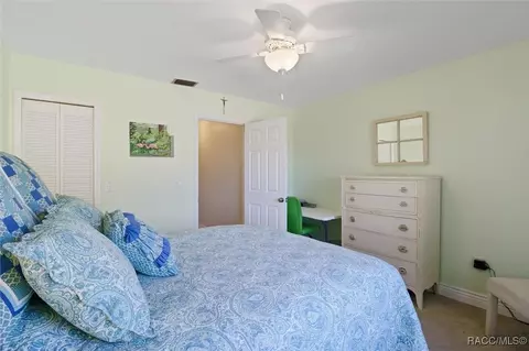 Bedroom - 802 E Hillsborough Ct, Hernando, FL 34442 photo 2 of 6