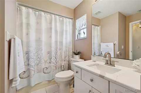 Bath - 3658 E Arbor Lakes Dr, Hernando, FL 34442 photo 3 of 3