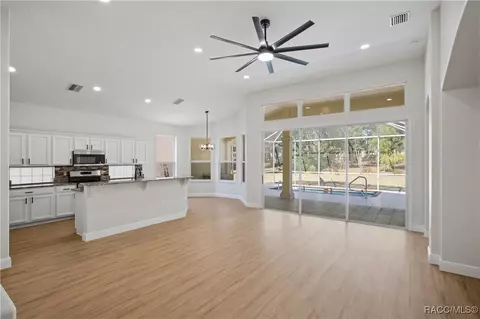 Living - 335 W Doerr Path, Hernando, FL 34442 photo 1 of 6