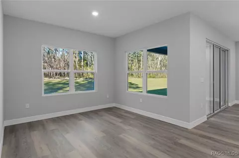 Living - 1215 E Getty Ln, Hernando, FL 34442 photo 6 of 8