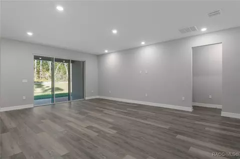 Living - 1215 E Getty Ln, Hernando, FL 34442 photo 4 of 8