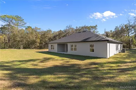 Exterior - 1215 E Getty Ln, Hernando, FL 34442 photo 4 of 12
