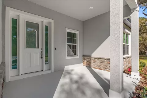 Exterior - 1215 E Getty Ln, Hernando, FL 34442 photo 2 of 12