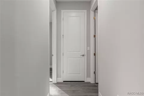 Entry Way - 1215 E Getty Ln, Hernando, FL 34442 photo 4 of 7