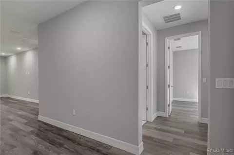 Entry Way - 1215 E Getty Ln, Hernando, FL 34442 photo 5 of 7
