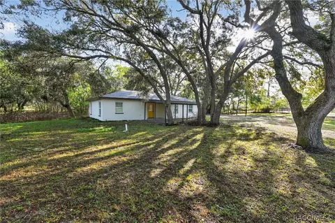 5859 S Oldfield Ave, Homosassa, FL 34446