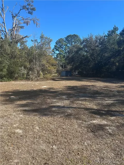 7920 W Missy Pl, Dunnellon, FL 34433