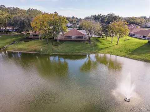 View/Area - 2303 SE 22nd Loop, Ocala, FL 34471 photo 6 of 12