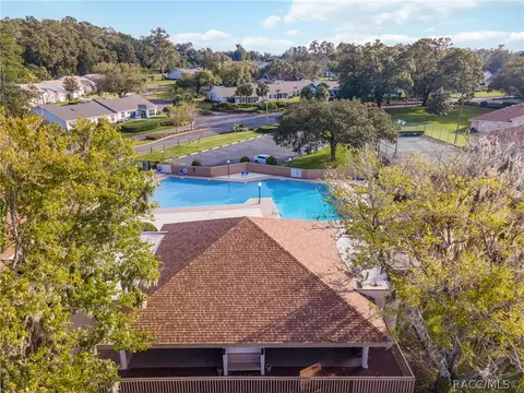 View/Area - 2303 SE 22nd Loop, Ocala, FL 34471 photo 7 of 12