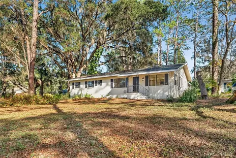 1741 N Crooked Branch Dr, Lecanto, FL 34461