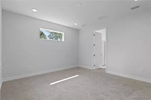 Bedroom - 1565 W Pearson St, Hernando, FL 34442 photo 2 of 8